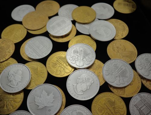 Rast cene srebra v letu 2025 prehitela zlato