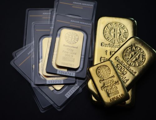 Investicijske banke napovedujejo veliko rast cene zlata do konca leta 2026.